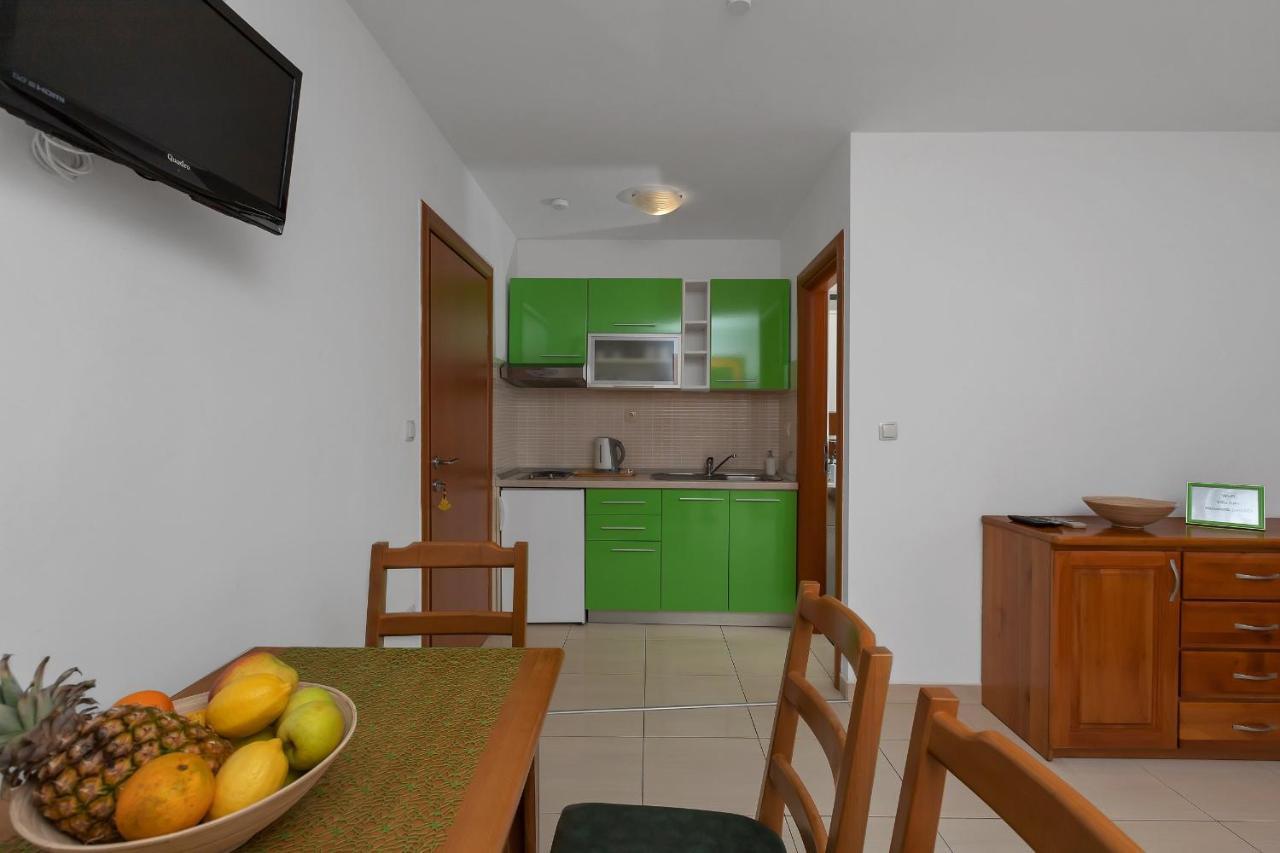 Juric Apartman *