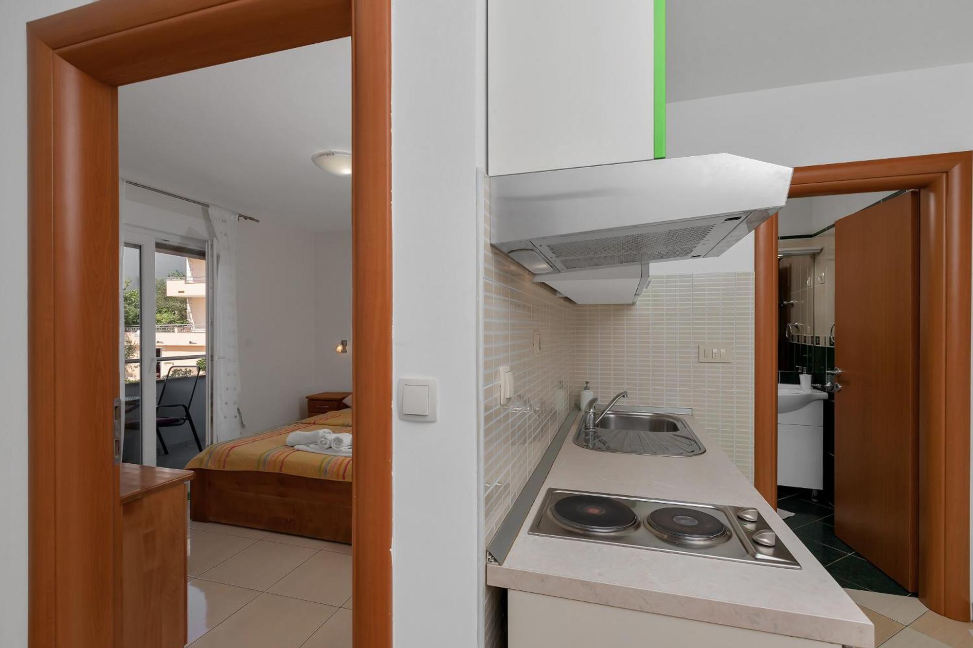 Juric Apartman *